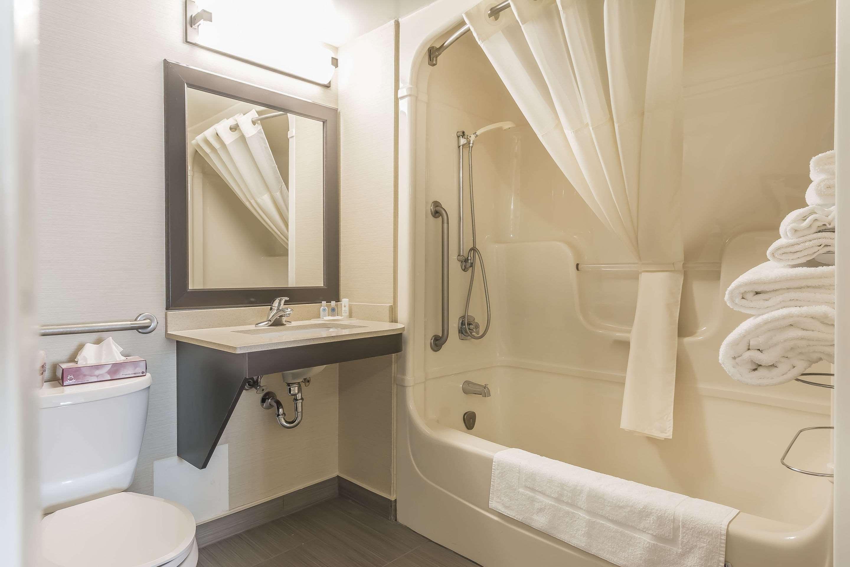 Comfort Inn Трентон Экстерьер фото