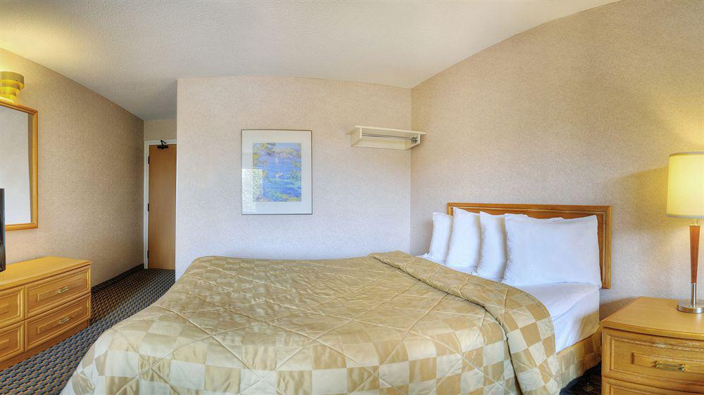 Comfort Inn Трентон Экстерьер фото